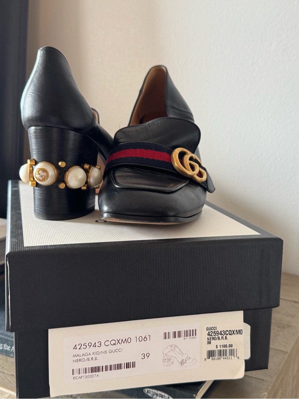 Gucci Black Leather Heels - Picture 4 of 12